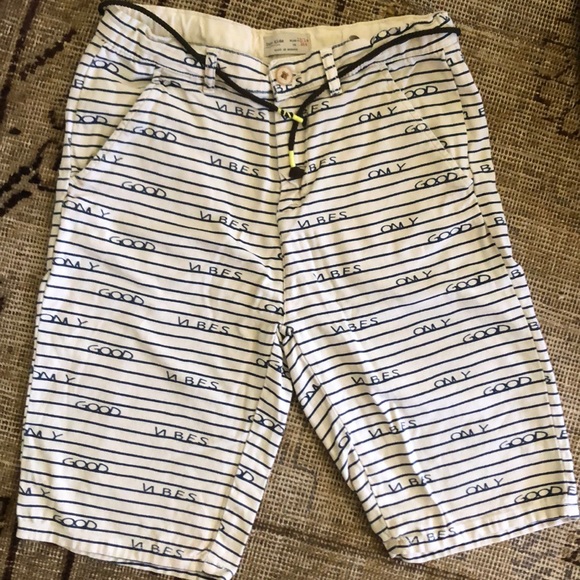 4 pairs of assorted Boys Zara Shorts in size 13/14 - Picture 5 of 7